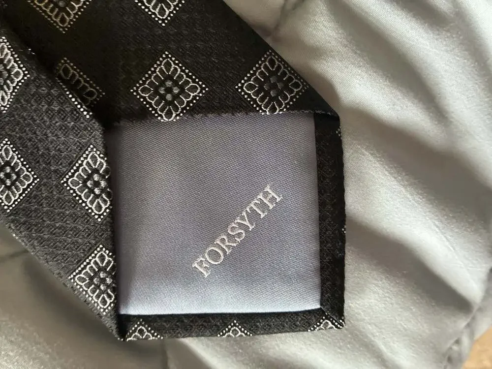 Forsyth Men's Black and Silver Geometric Square Pattern 100% Silk Necktie A719